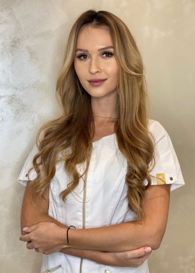 Anita-Wyka-lege-essensiell-medisin-Wellclinic
